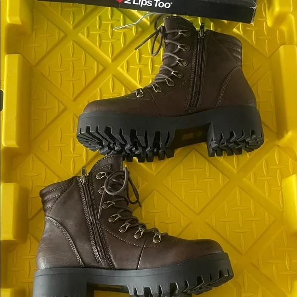 2 Lips Too Dark Brown Combat Boots - Picture 3 of 8